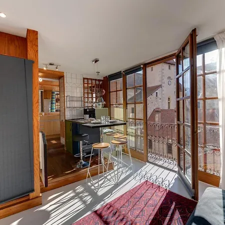 Apartamento Le Balcon Du Palais De L'isle - Aprtement 4 With Stunning Views *