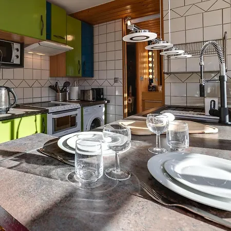 Le Balcon Du Palais De L'isle - Aprtement 4 With Stunning Views Apartamento