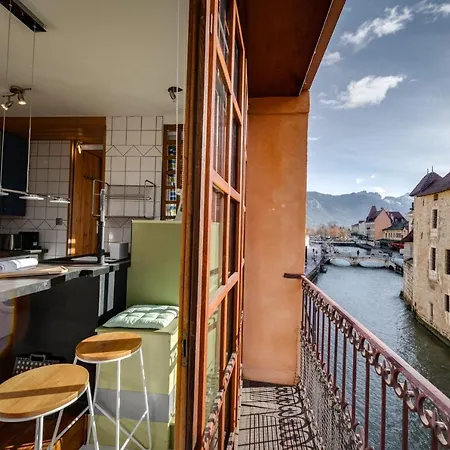 Apartamento Le Balcon Du Palais De L'isle - Aprtement 4 With Stunning Views *