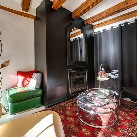 Le Balcon Du Palais De L'isle - Aprtement 4 With Stunning Views Annecy