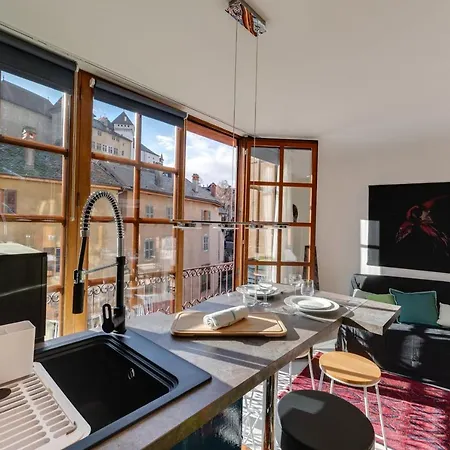 Apartamento Le Balcon Du Palais De L'isle - Aprtement 4 With Stunning Views
